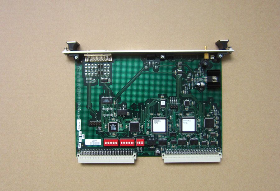 JUKIの2050/2060のレーザ制御カード